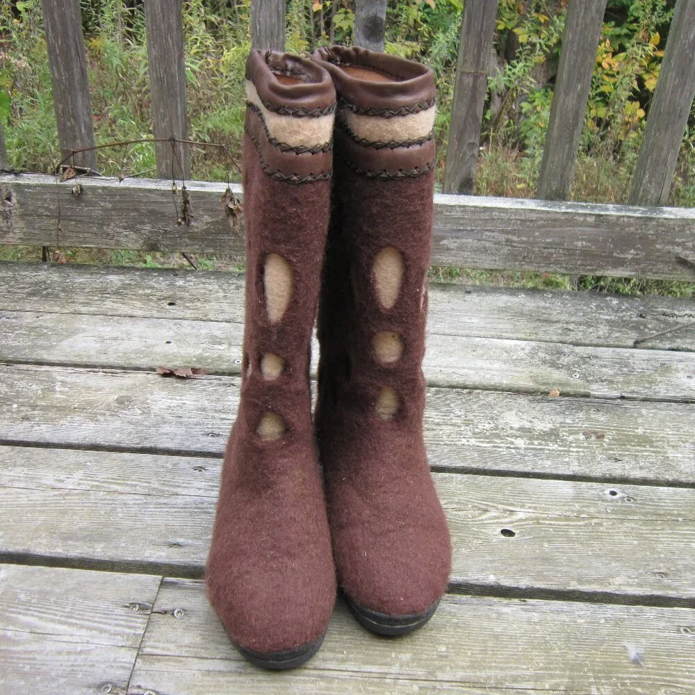 Women's Handmade Wool Boots Size 6.5/ 37 EU Latex-Free Brown Warm Boots Flower